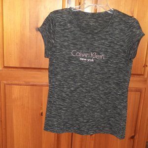CALVIN KLEIN dark gray cap sleeve t-shirt sz S woman's